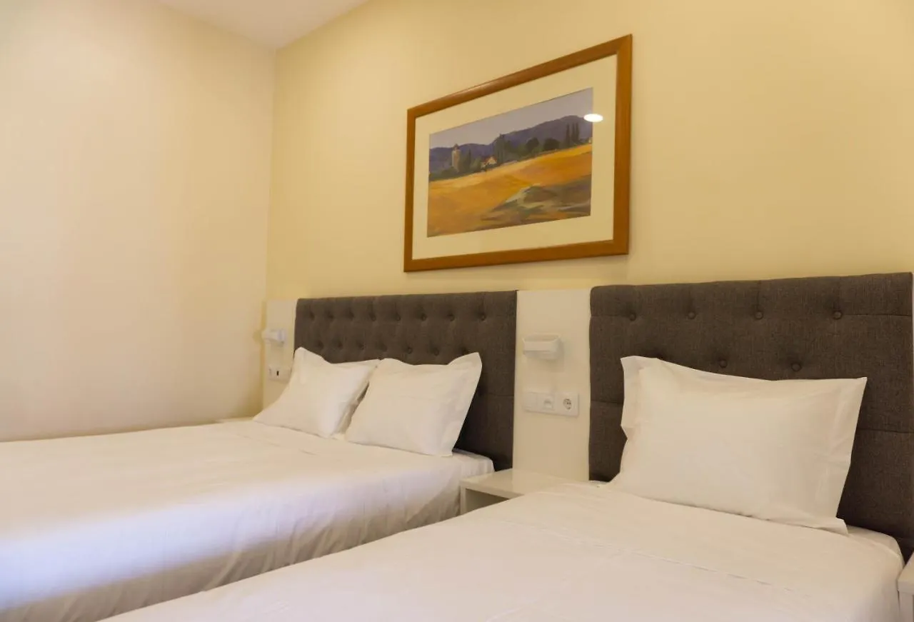 Residencial Do Areeiro Otel Lisboa