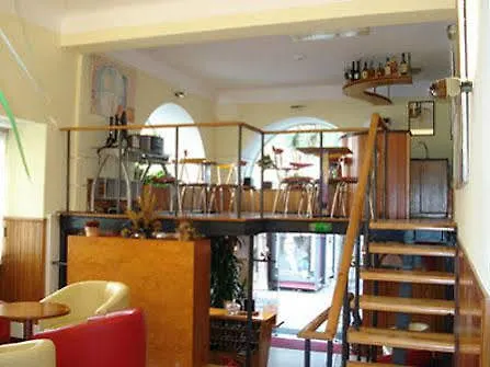 Residencial Do Areeiro Hotel Lisboa 2*,