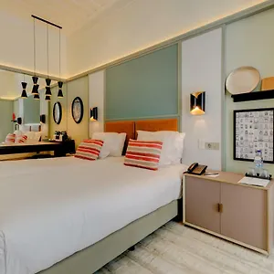 Vincci Baixa Hotell